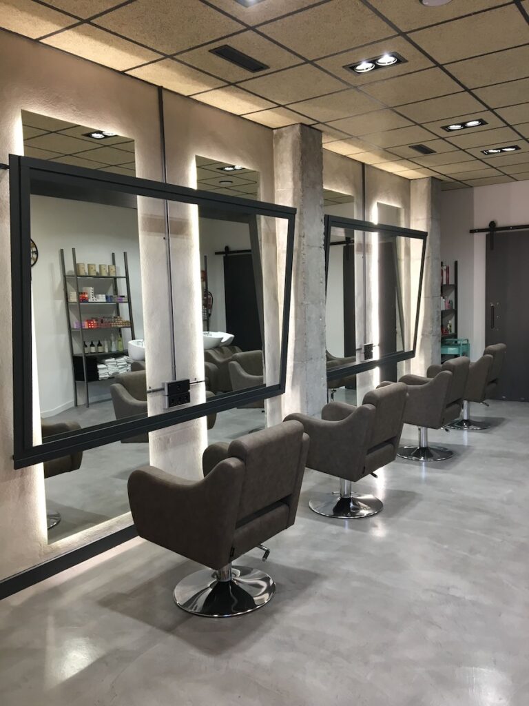 ISAGA PELUQUERÍA ISAGA PELUQUERIA 2